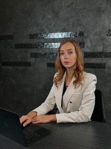 What are the regulatory protections of cryptoassets in the UK?